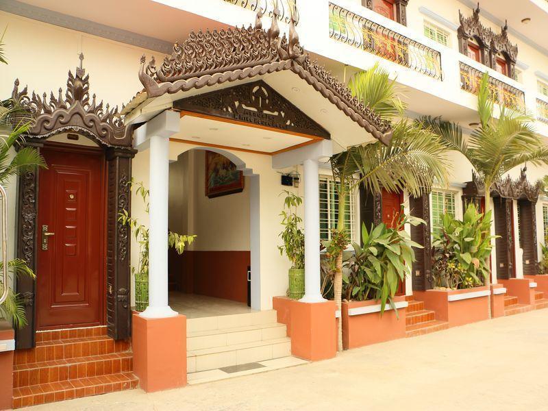Mandalay White House Hotel エクステリア 写真